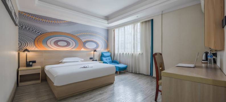 悦希漫酒店(绍兴柯桥古镇轻纺城店)图片