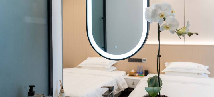 天壹·全景智能酒店(重庆江北国际机场中央公园地铁站店)图片