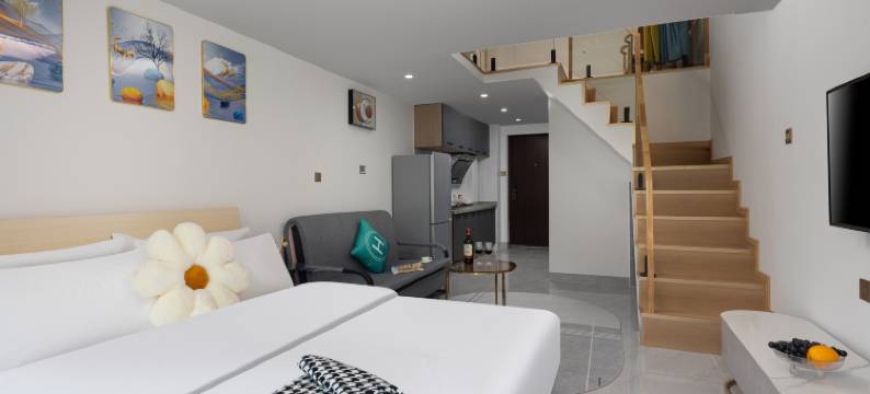 瑞豪LOFT酒店(高铁南站国际会展中心店)图片