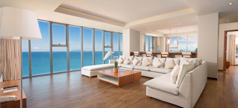 乐卡尔特岘港海滩酒店(A La Carte Da Nang Beach)图片