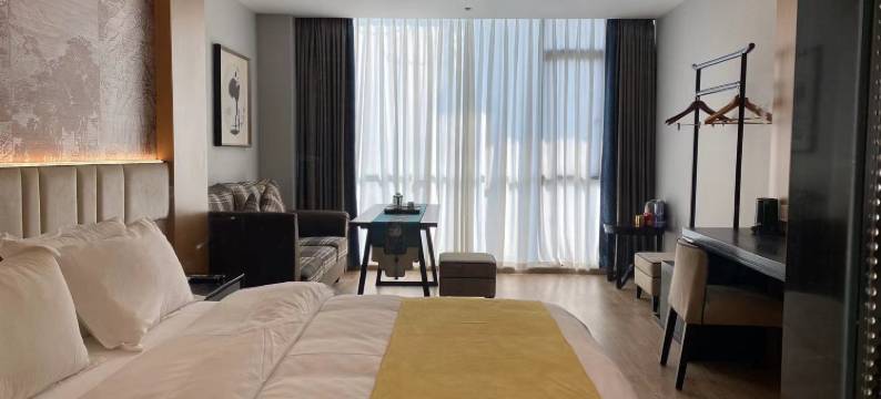 成都西港花园酒店(一品天下茶店子双地铁站店)图片