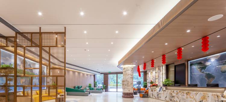 桂林阳朔新西街丽呈华廷酒店图片