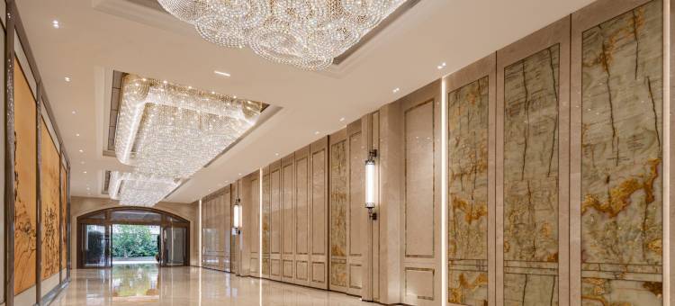 吴川华和国际酒店图片