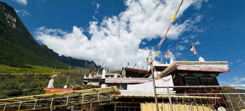 丹巴阿本藏家休闲山庄图片