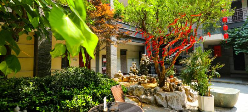 艺龙安云酒店(烟台蓬莱阁海水浴场店)图片