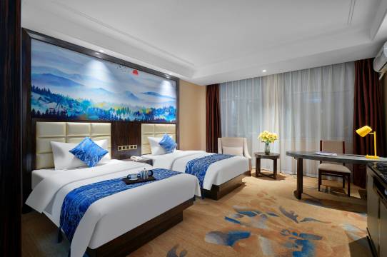 铂悦酒店(额济纳旗博物馆店)