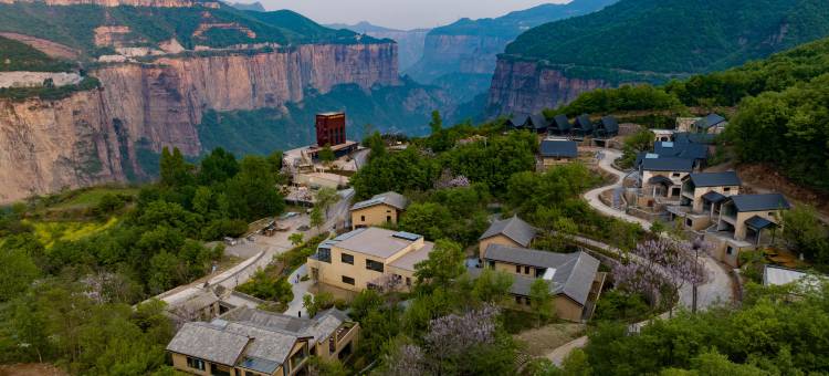 悬崖宿集·太行故事民宿(新乡辉县宝泉旅游区店)图片
