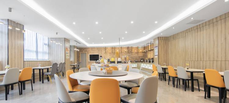 白玉兰酒店(武汉大学小洪山地铁站店)图片