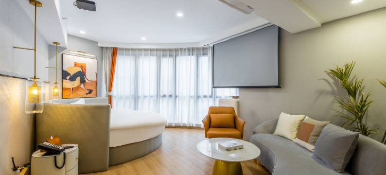 新荟城市酒店(上海静安寺长寿路地铁站店)图片