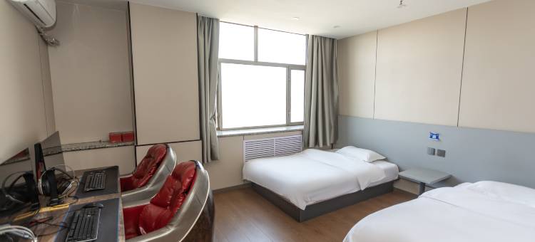 驿莱电竞酒店(乌海火车站店)图片