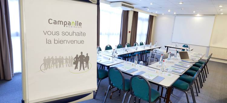 克莱蒙费朗南部伊苏瓦尔康铂酒店(Campanile Clermont Ferrand Sud - Issoire)图片