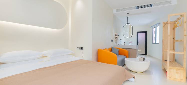 夏日晴空民宿(景德镇陶溪川创意广场雕塑瓷厂店)图片