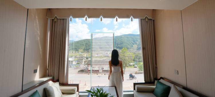 壹家酒店(普格县螺髻山风景区店)图片