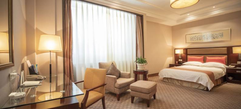 漠河峰悦之约酒店(松苑公园店)图片