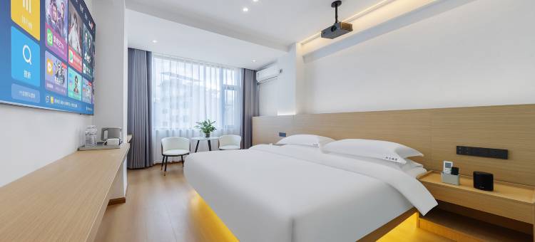 朵兰·智能影音酒店(大理高铁站洱海公园店)图片