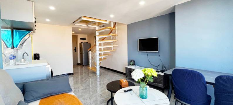 以礼娜姑民宿(云南财经大学龙泉校区万彩城店)图片