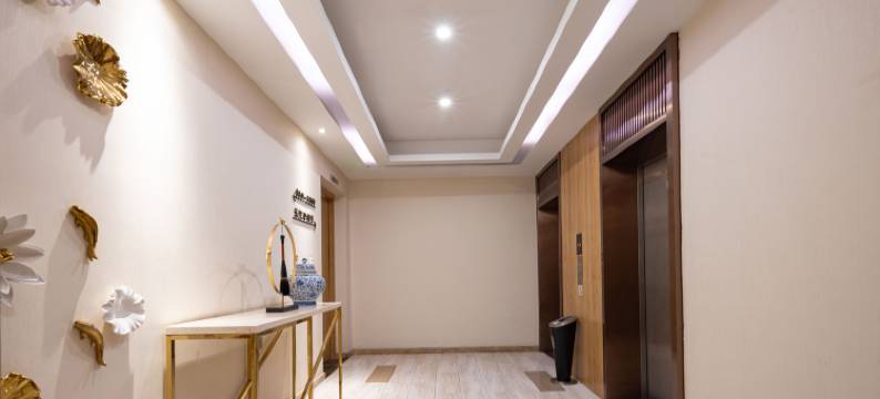 云汉酒店(杭州人民广场地铁站店)图片