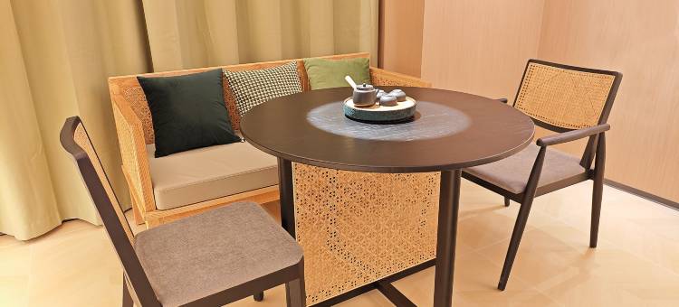 颖雅生活城宿(大旺广场店)图片