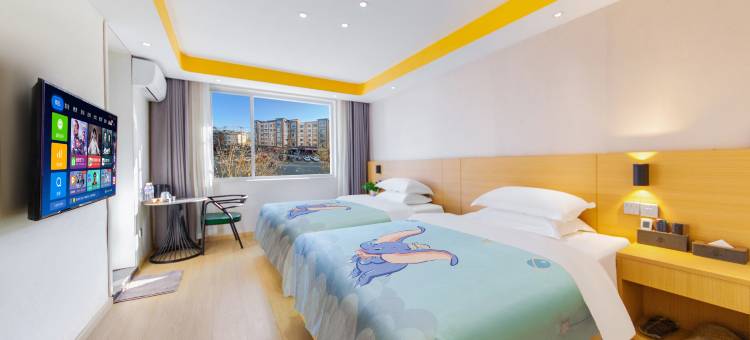 TRIPLE纯泊欢丽酒店(都江堰景区南桥店)图片