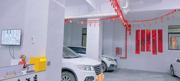 大理暖舍酒店(大理州医院高铁站店)图片