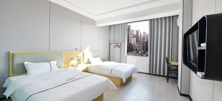 名扬假日酒店(西昌旅游集散中心西客站店)图片