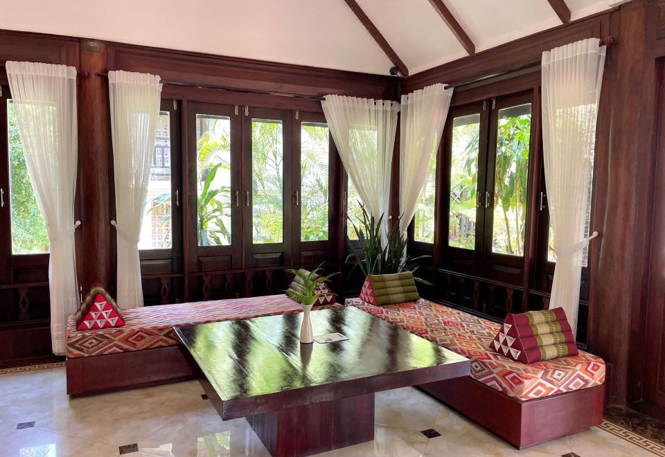 Parasol BlancHotel Overview