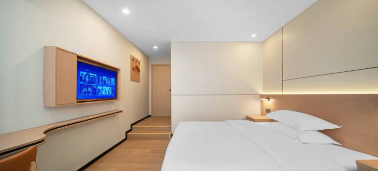 鑫豪酒店(重庆石桥铺地铁站陈家坪汽车站店)图片