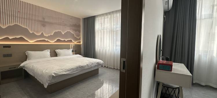 洛阳常青树酒店(北郊机场店)图片