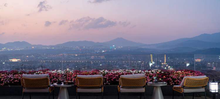 驼行·山隐半山温泉酒店图片