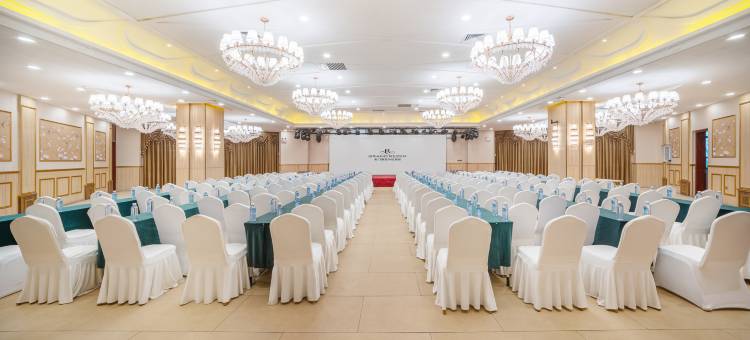 名门丽呈华廷酒店(昆仑湖和田新夜市店)图片