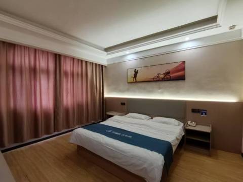 华庭连锁酒店(德州平原汽车站店)