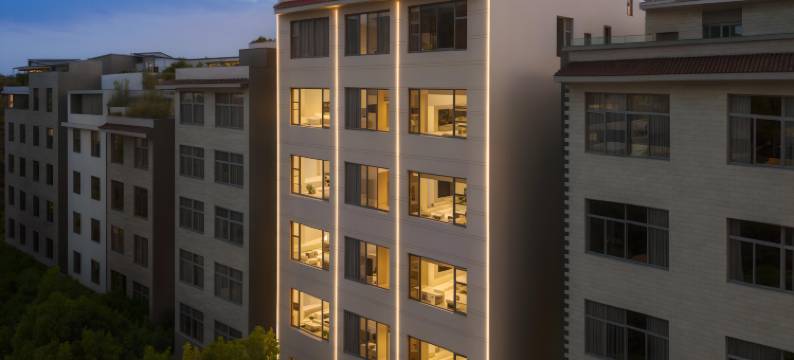 曲靖阳光精品酒店(火车站酒吧街店)图片