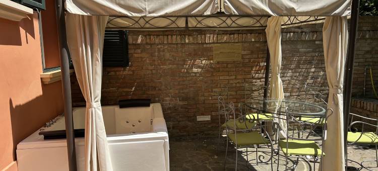 BolognaRoomscom - Isaia Garden Private Garden Spa Bath图片