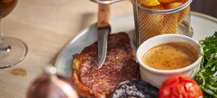 巴恩斯利坦克斯利庄园美居酒店(Mercure Barnsley Tankersley Manor Hotel)图片