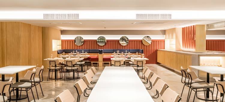 艾龙酒店(芭提雅中天海滩-四方水上市场店)(ELONG Hotel (Pattaya Jomtien Beach Branch))图片