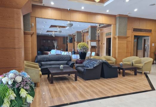 The Rich Hotel Hotel Overview