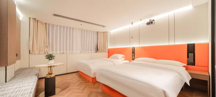 潮上居酒店(汕头高铁站珠江路美食街店)图片