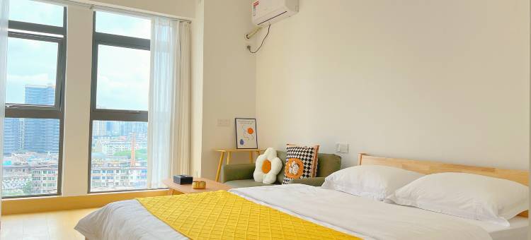 清屿·轻居影院公寓(南昌江铃地铁站店)图片