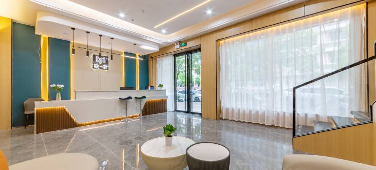 美季智享轻居图片