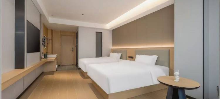 悦智酒店(临高富罗广场店)图片