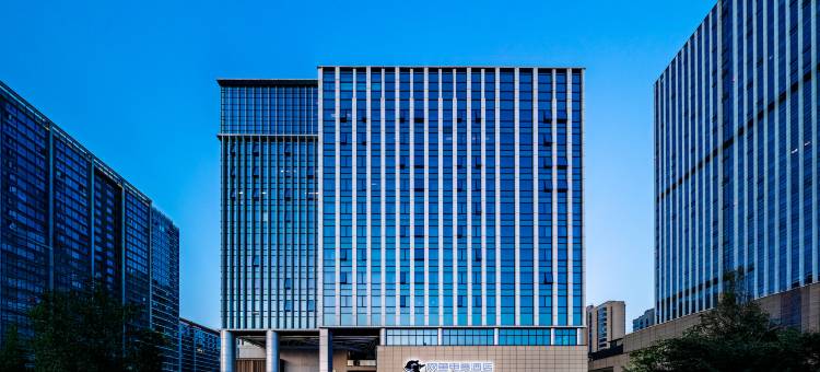 网鱼电竞酒店(骆岗中央公园店)图片