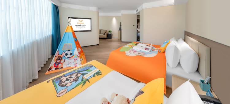 新旅逸格酒店(红山公园CCMALL时代广场店)图片