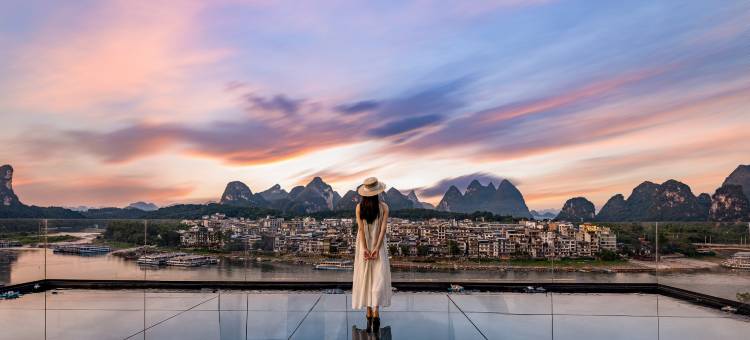 世熙天悦江景酒店(阳朔西街漓江店)图片