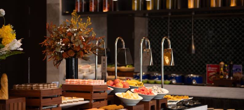 青岛空港希尔顿欢朋酒店(胶州北站店)图片