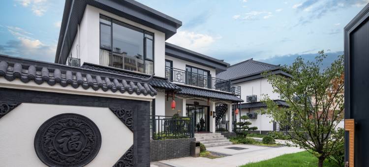 庐山纯境民宿(庐山北门换乘中心店)图片