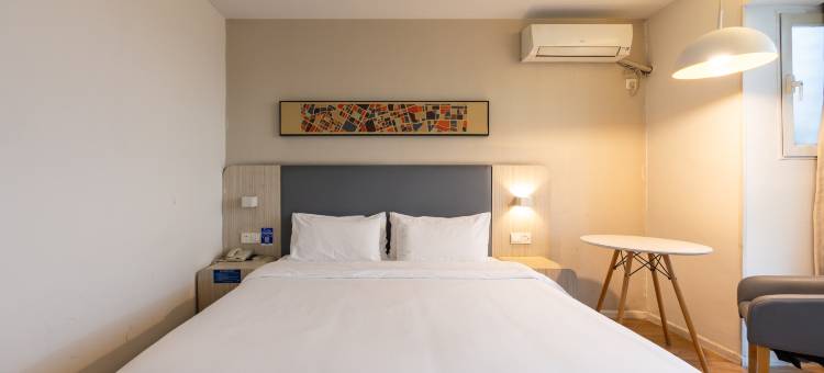 地平线电竞酒店(无锡长安哥伦布广场店)图片