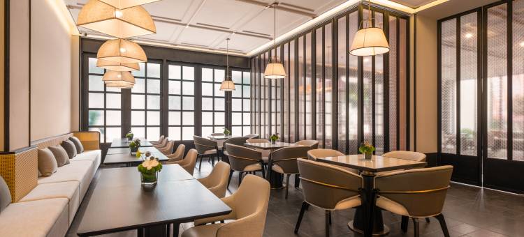 STADSBESÖK龙珠酒店(宜宾合江门大观楼店)图片