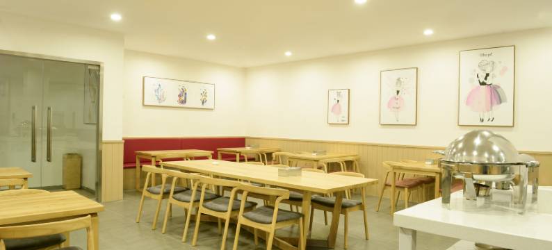 壹世榕泰酒店(工商大学轻轨站店)图片