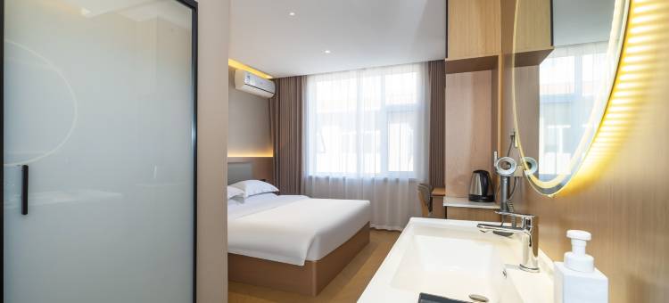 原平万华酒店(原平市政府中央时代广场店)图片