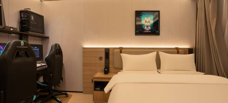 IDJ爱电竞酒店(青岛北站中心医院地铁站店)图片